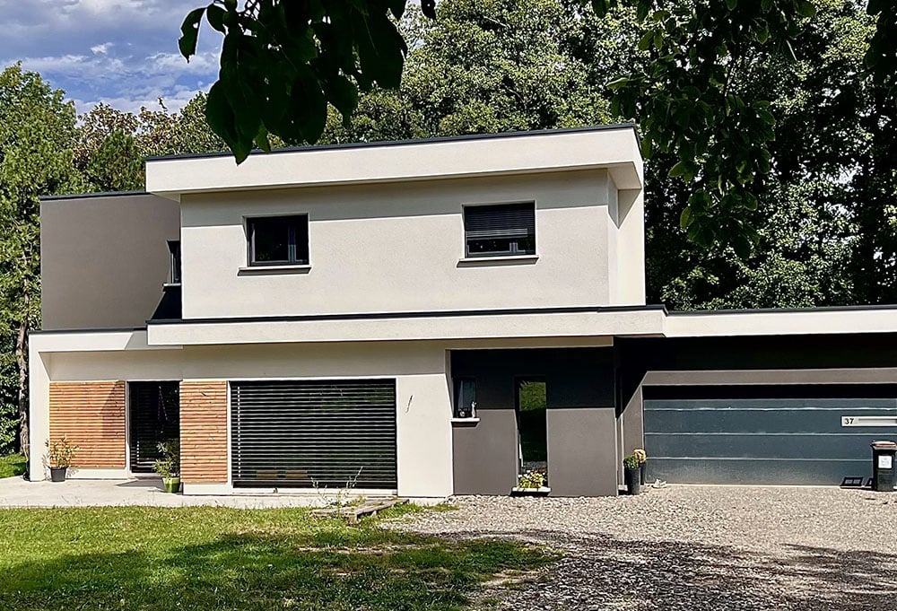 c2-facade-4.jpg